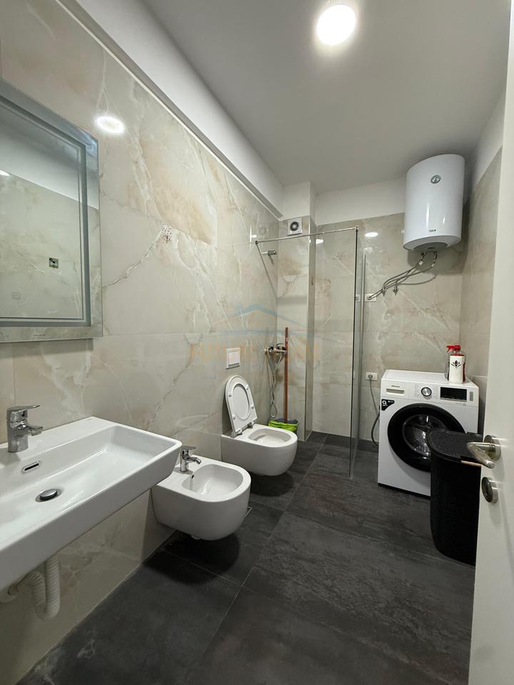 In vendita, appartamento 1+1, Green Terrace, Dry Lake, Tirana.