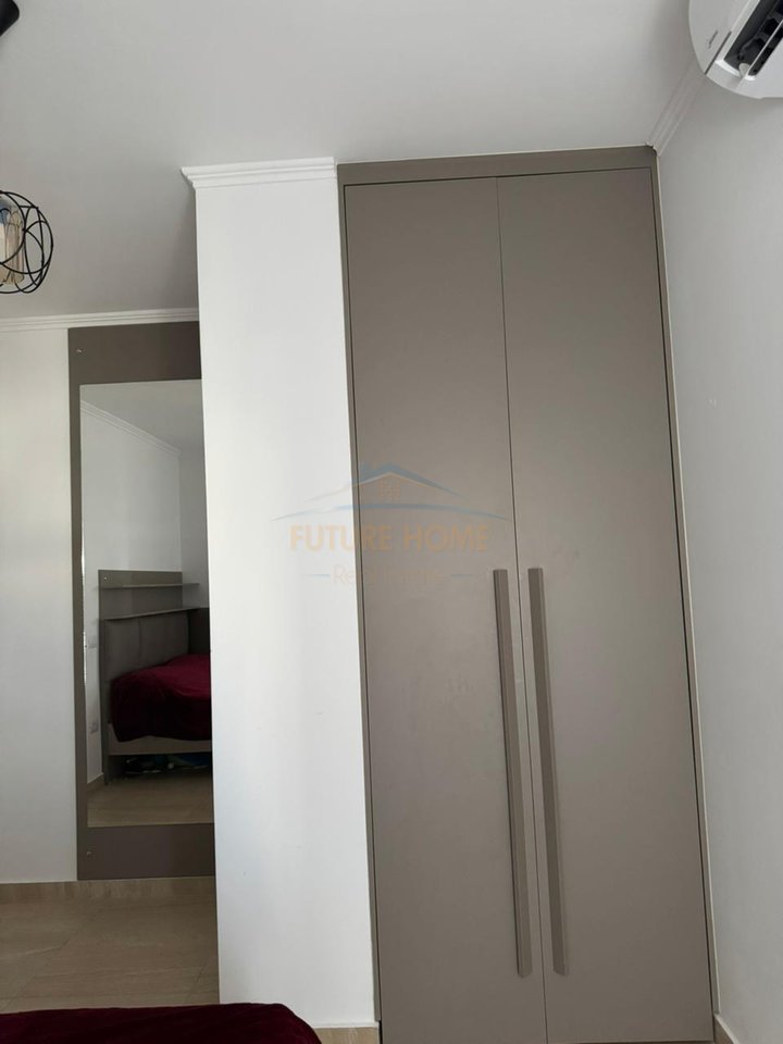 Shitet, Apartament 2+1 , Shëngjin, Lezhë.