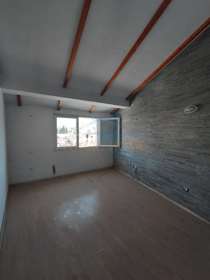 For Sale, Business Unit, Kavajë