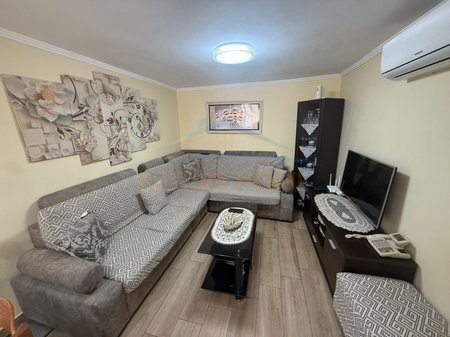 For sale, 3-Story Villa, Neighborhood 6, Korçë.