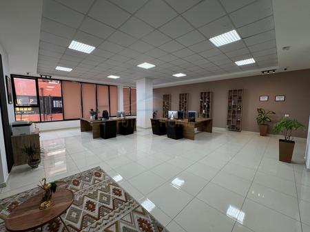 Affitto, Ambiente Aziendale, Kamez.
