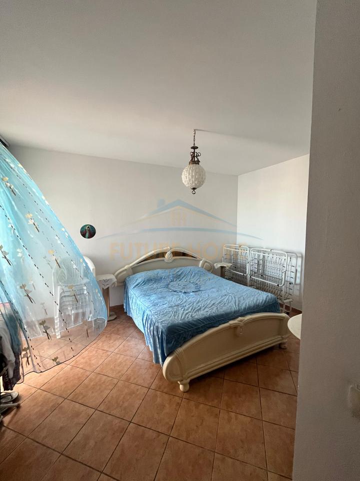 Shitet, Apartament 2+1+2, prane Ish Rajonit, Durres