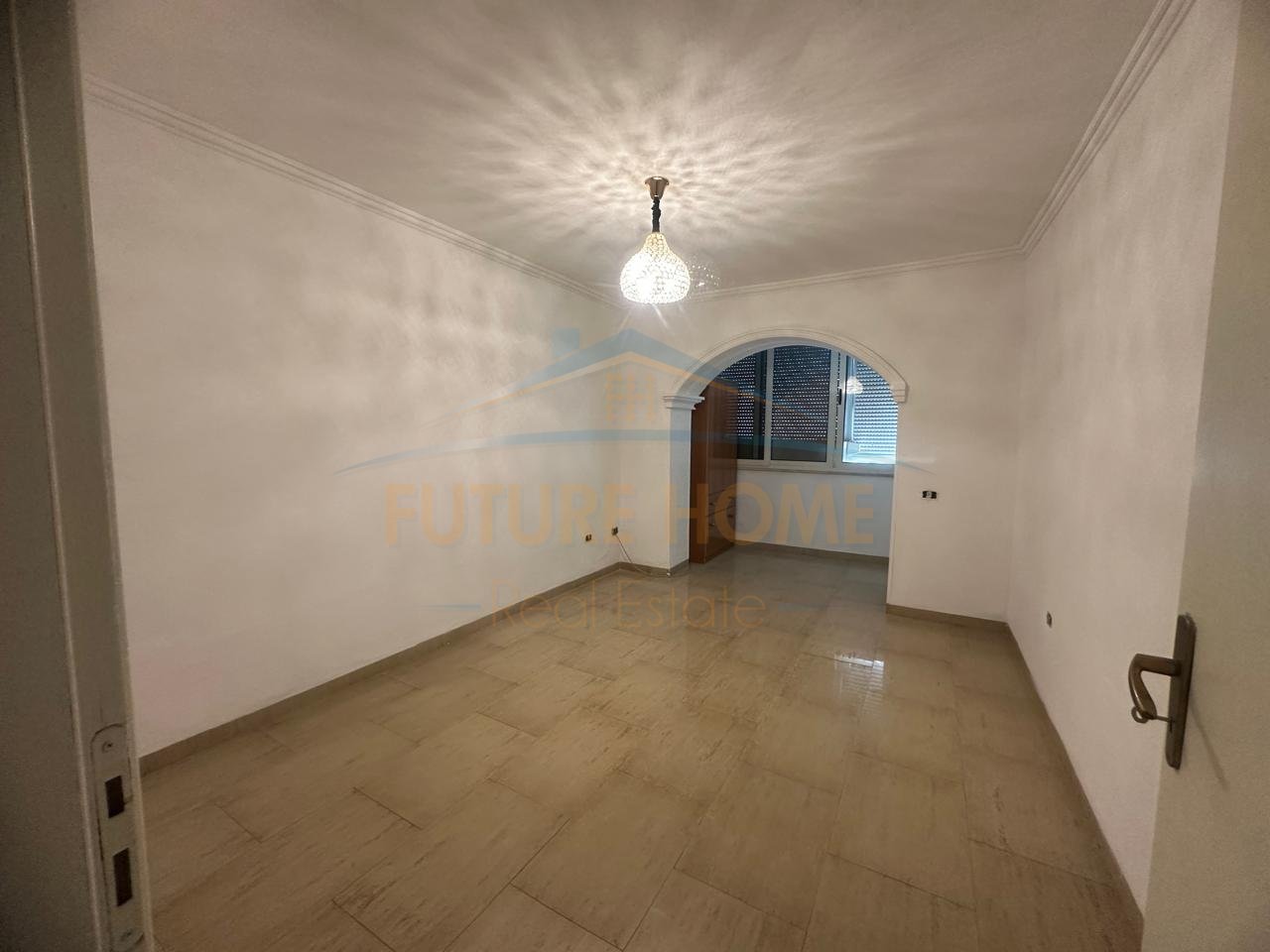 Affitto, Appartamento 3+1, Via Durazzo, Tirana