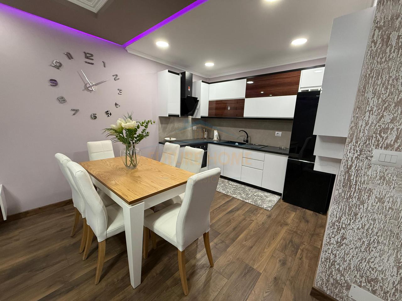 Qira, Apartment 2+1 – Komuna e Parisit, near Bega 07