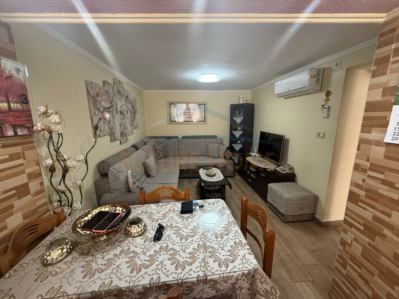 For sale, 3-Story Villa, Neighborhood 6, Korçë.