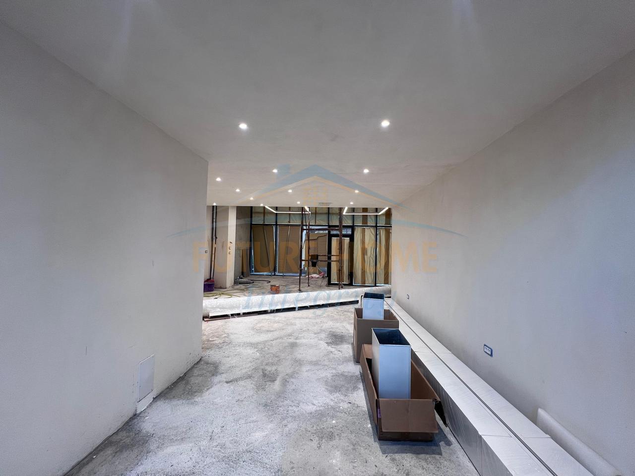 Qera, Business Environment, Porcelain, Tirana.