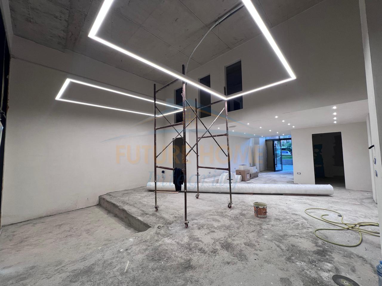 Qera, Business Environment, Porcelain, Tirana.