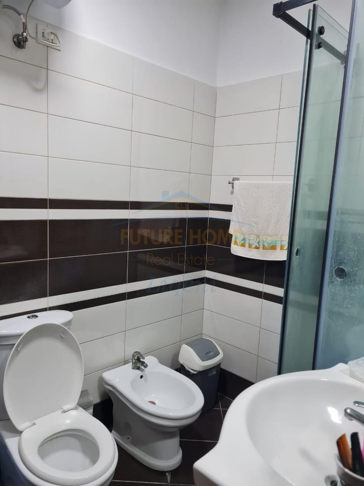 Shitet, Apartament 2+1, Kopshti Botanik, Tiranë.
