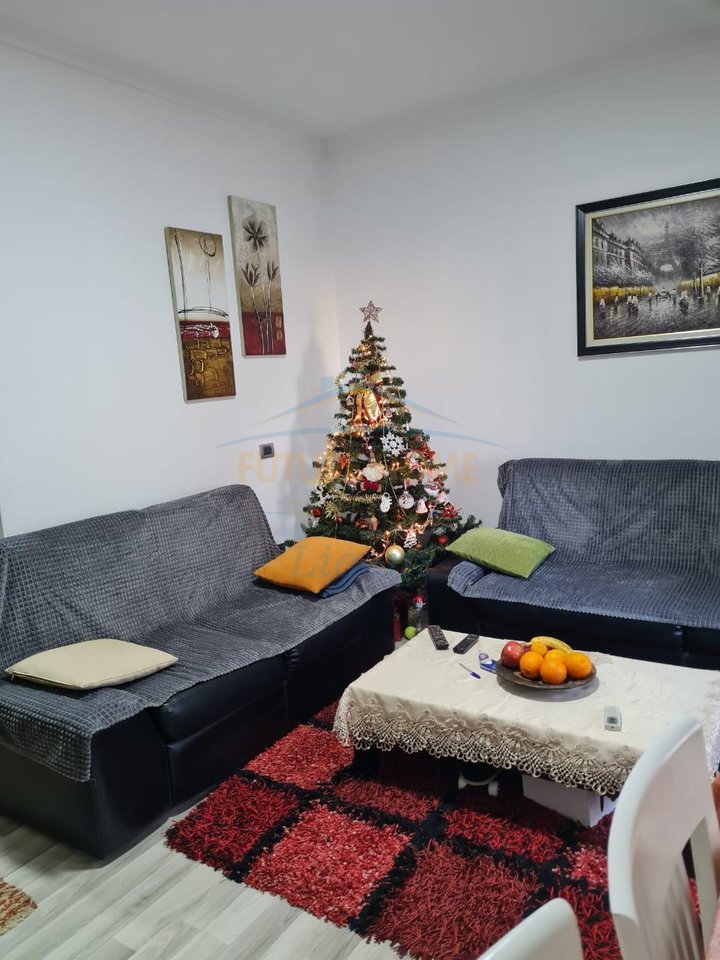 Shitet, Apartament 2+1, Kopshti Botanik, Tiranë.