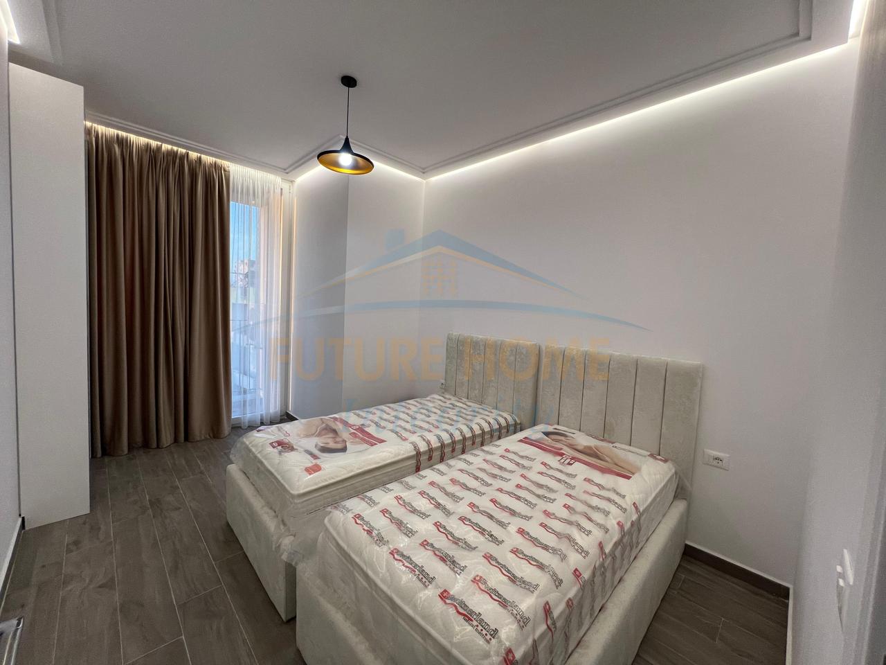 Qera, Apartament 2+1+Post Parkimi, Rruga Riza Cerova, Tiranë.
