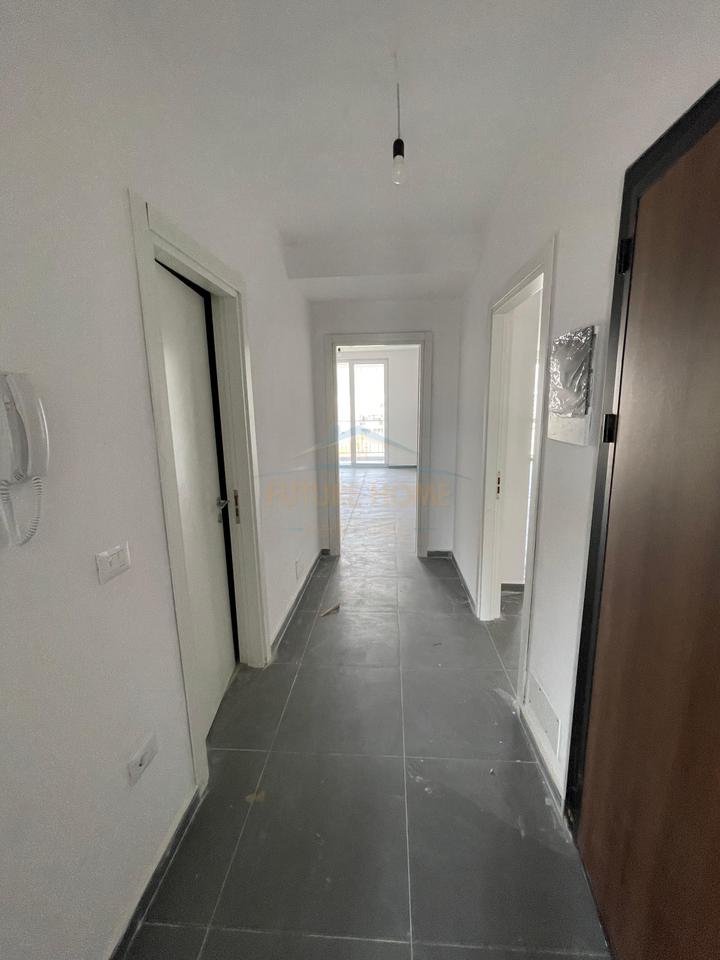For sale, 2+1 Apartment, 5 Maji Street, Tirana.