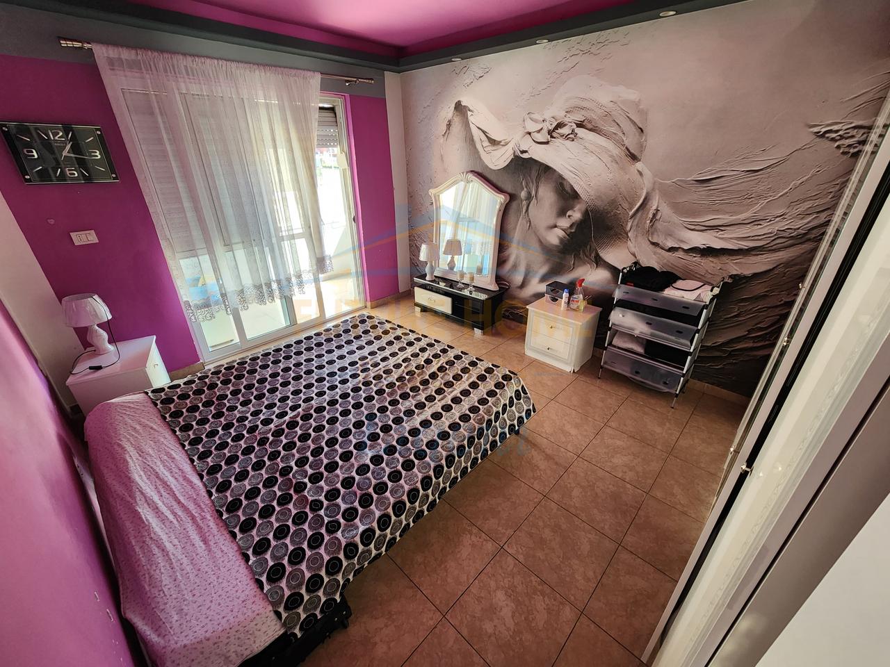 For sale, 2+1 Apartment, Kavaja Street, Tirana