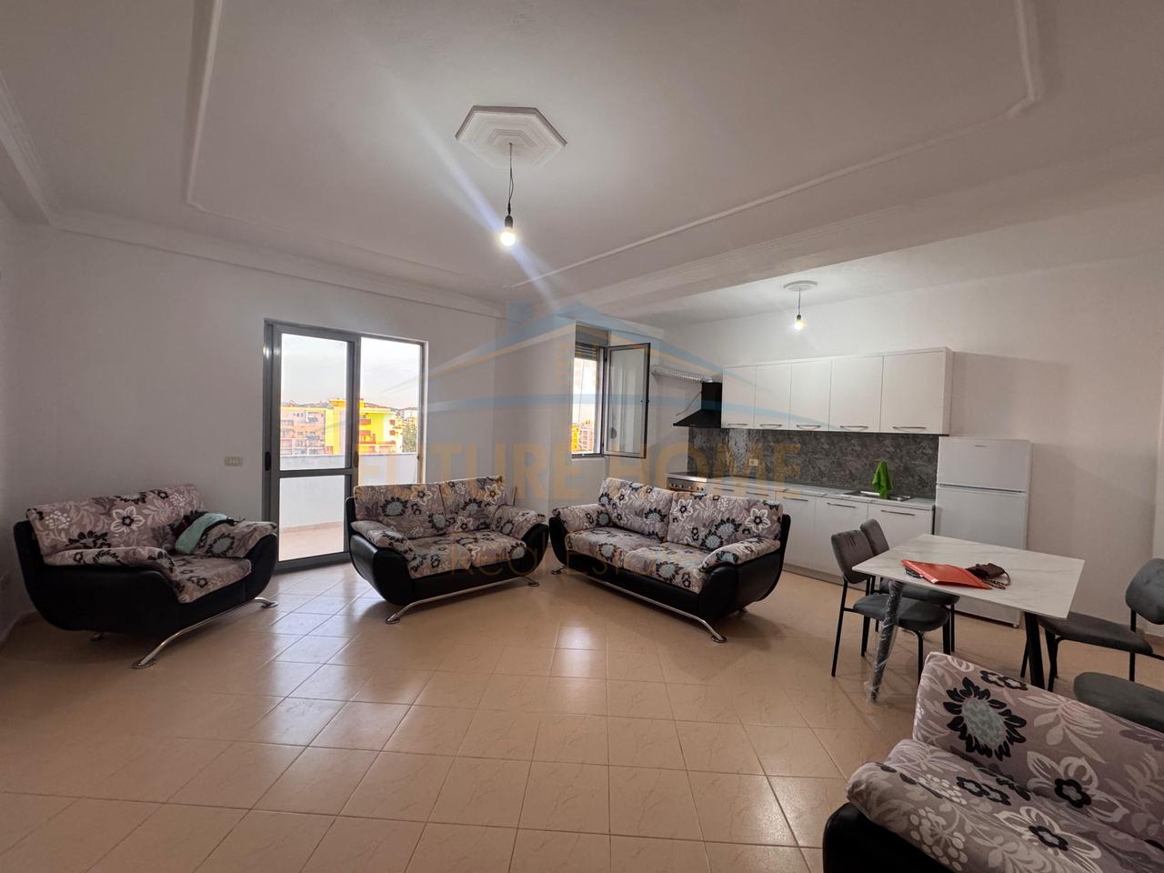 Qera, Apartament 2+1, Plazhi Hekurrudha, Durres.