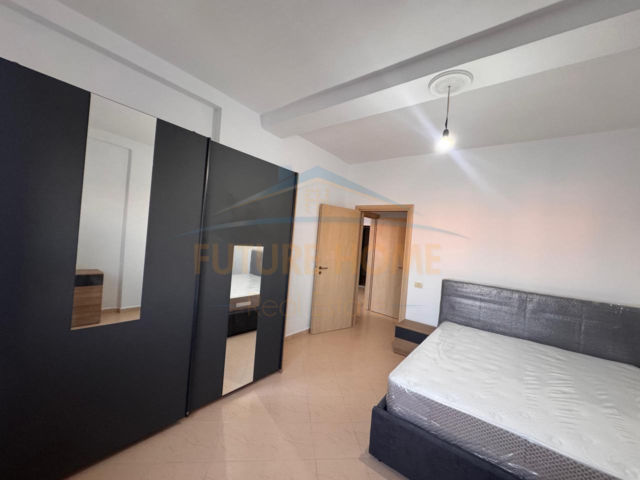 Qera, Apartament 2+1, Plazhi Hekurrudha, Durres.