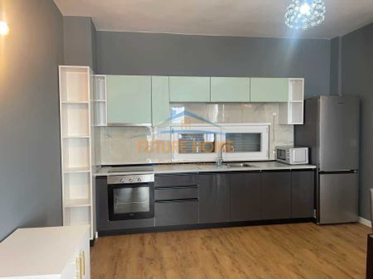 For rent, 2+1 apartment + parking space, Botanical Garden, Tirana
