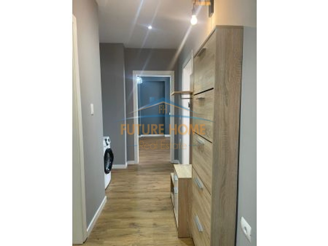 For rent, 2+1 apartment + parking space, Botanical Garden, Tirana