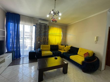 Affitto, Appartamento 1+1, Via Kosovareve, Tirana.