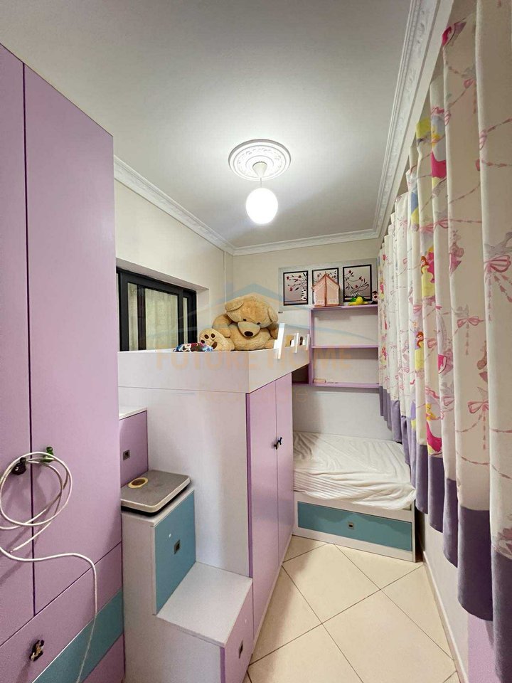 Qera , Apartament 1+1 i konvertuar në 2+1, Yzberisht