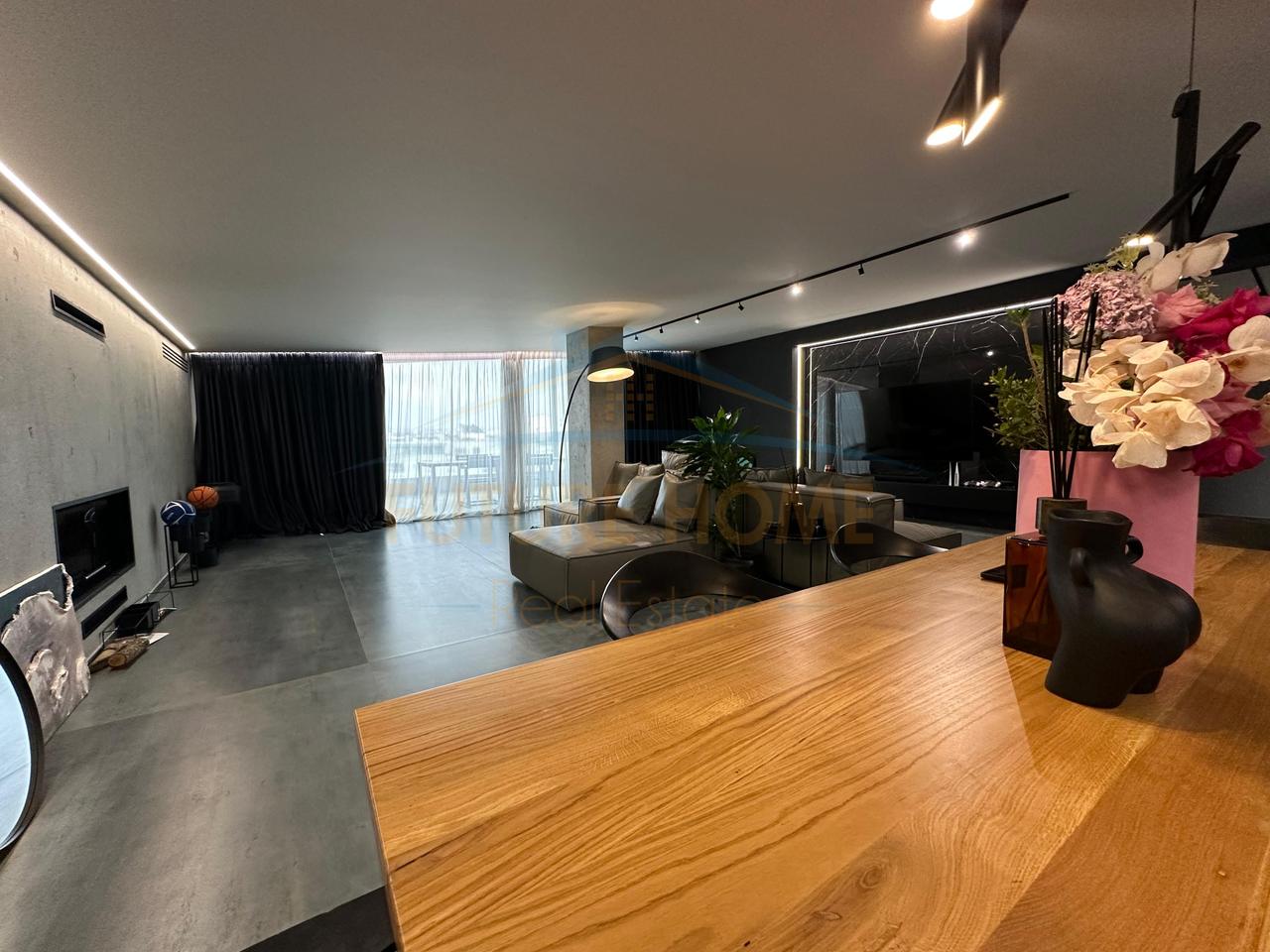 For sale, Penthouse 3+1+3+2 Parking Spaces, Dry Lake, Tirana.