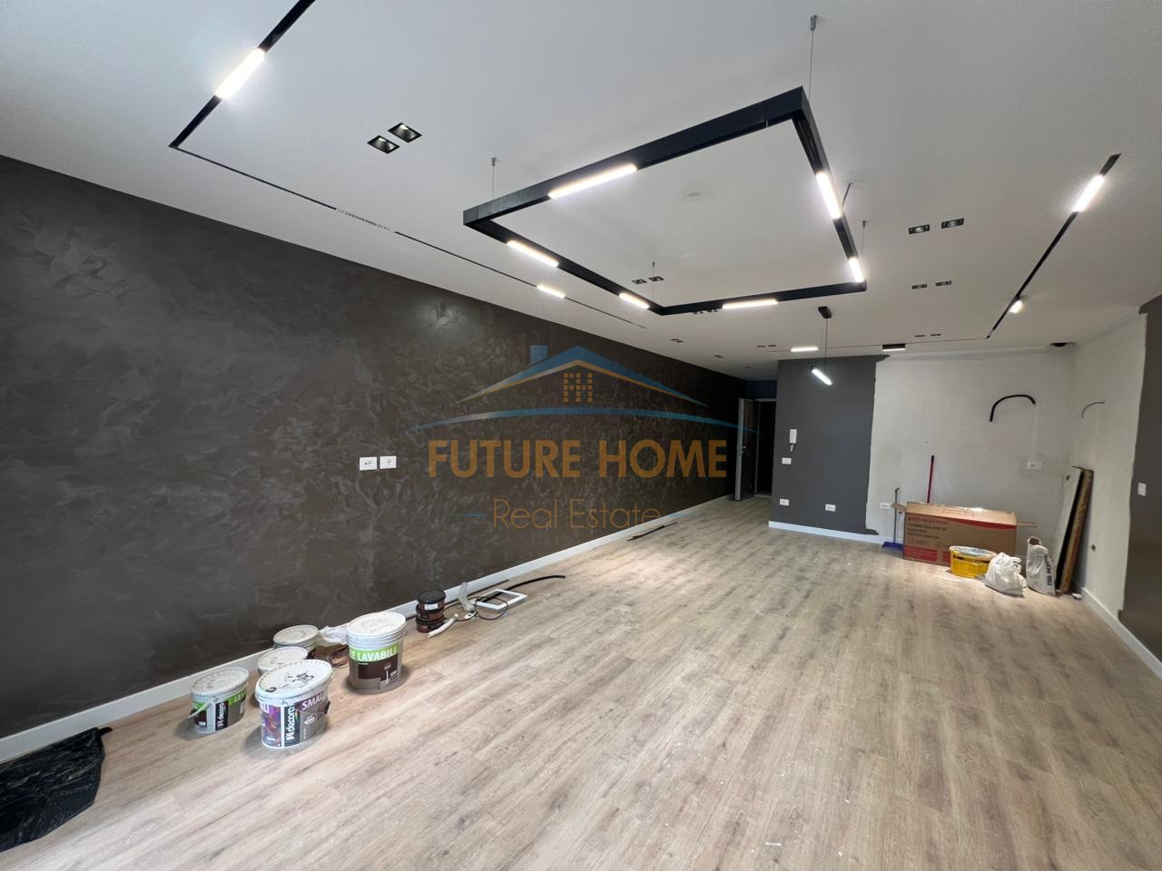 Shitet , Apartament 3+1+2  , Unaza e Re