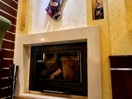 Shitet, Hotel luksoz 3-Katësh, ne pedonalen e qytetit te Korces