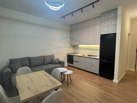 Shitet,Apartament 1+1, Kompleksi Colombo,Oxhaku