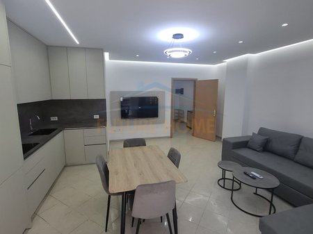 Qira, Apartament 2+1, Unaza e Re