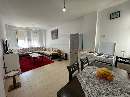 Shitet, Apartament 2+1, Kthesa e Kamzës,