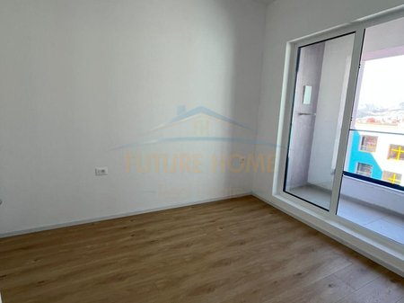 Shitet, Apartament 1+1, Kompleksi Kadiu, Tiranë