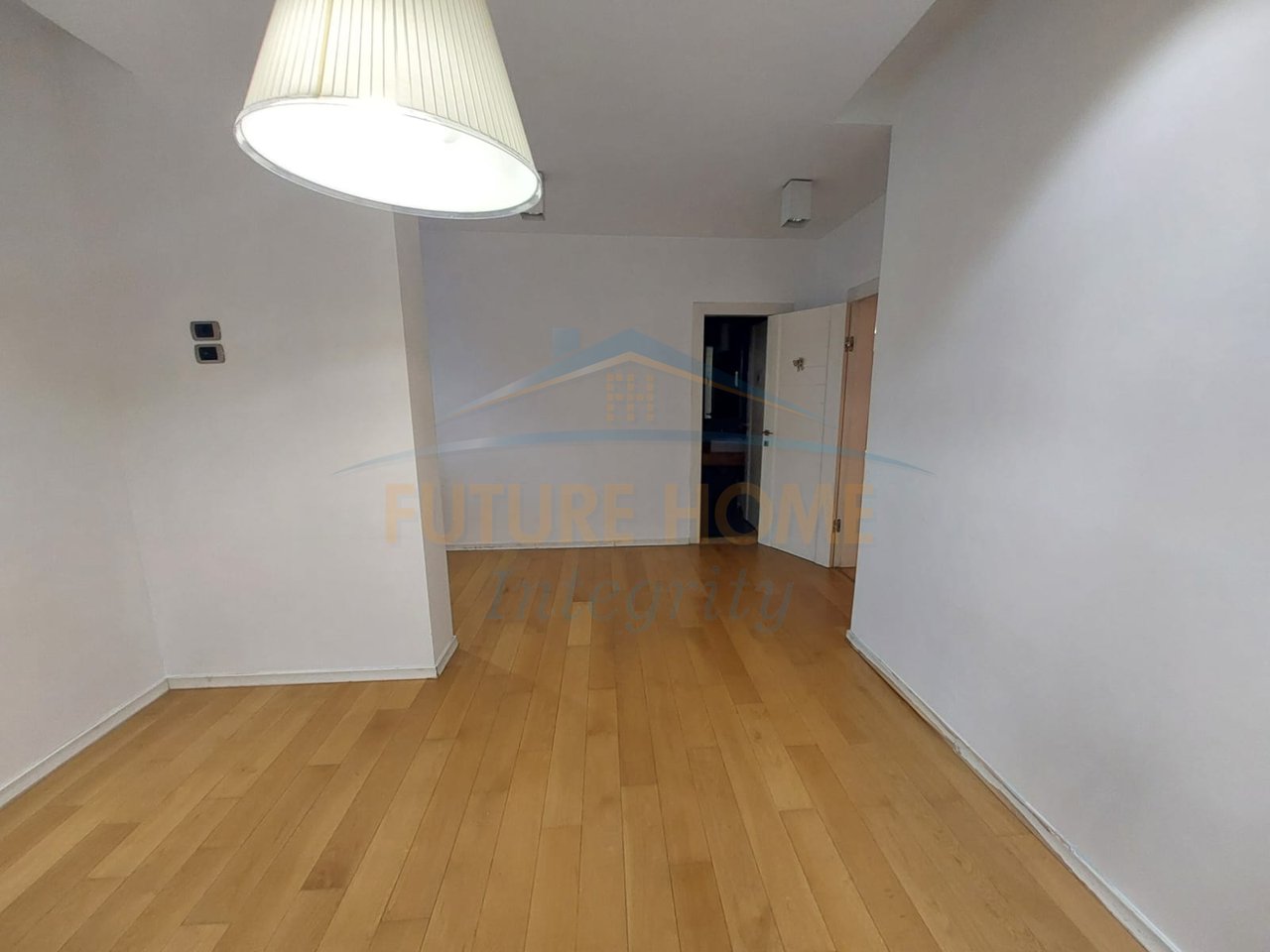 Rent, Business Environment, Block, Tirana.