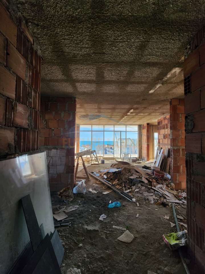 In vendita, Appartamento 3+1+3, Vila e Zogut, Durrës