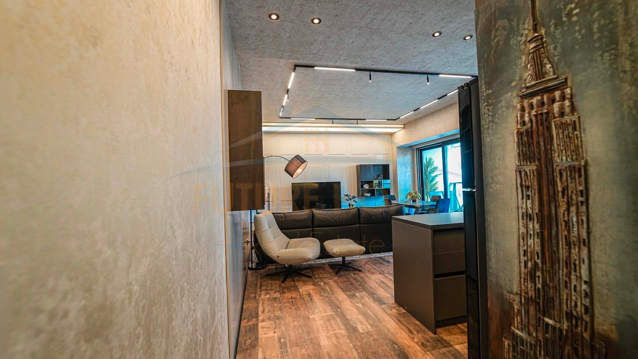 Shitet, Apartament 2+1+2, Ambasador 3, Tiranë