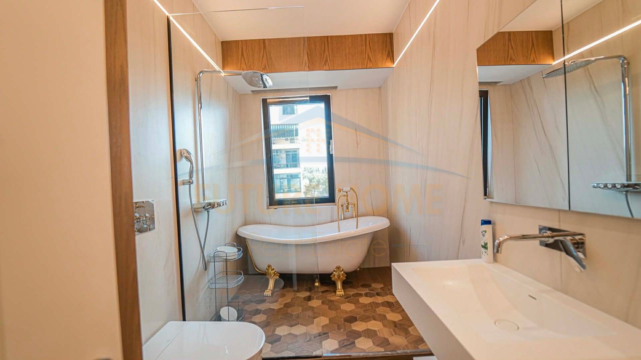 Shitet, Apartament 2+1+2, Ambasador 3, Tiranë