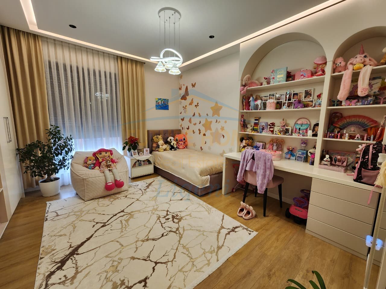 For sale, Apartment 2+1+Parking Post, Liqeni i Thate, Tirana