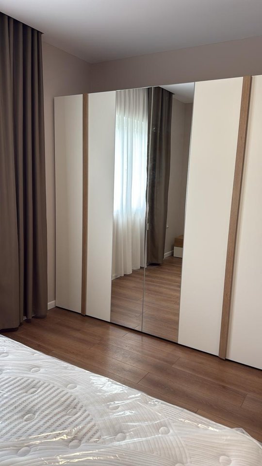 Qera, Apartament 1+1+ Post Parkimi, Rruga Siri Kodra, Tirane