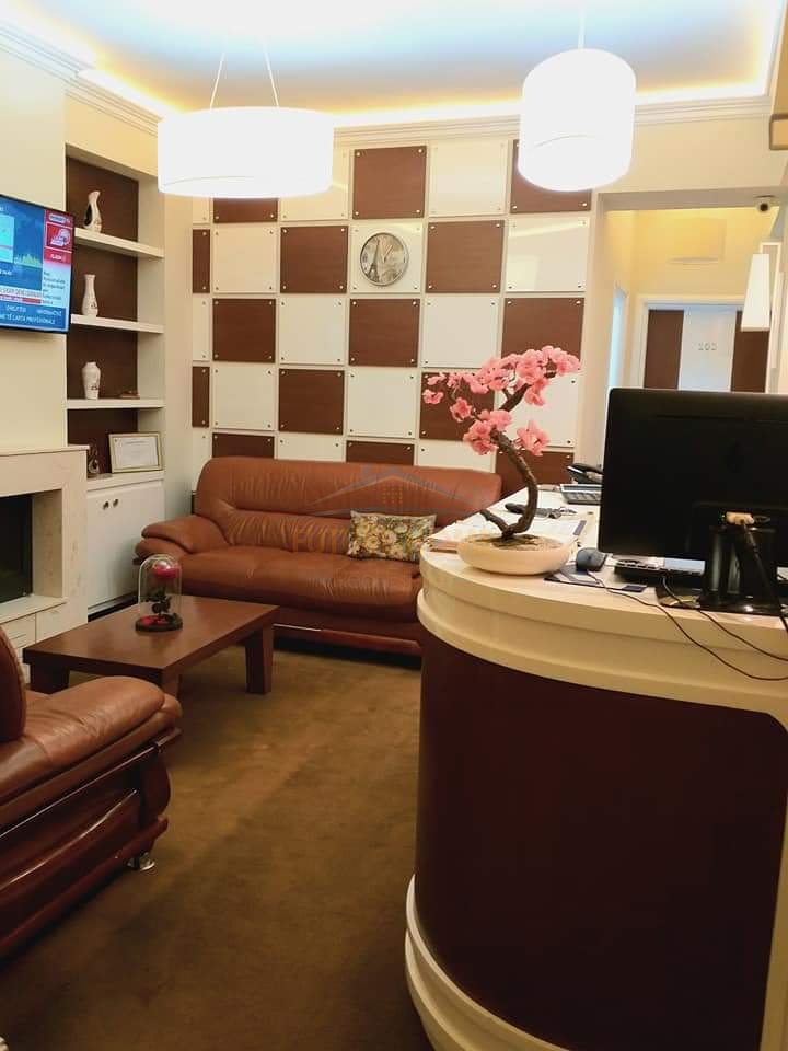 For sale, 3-Story Hotel, Korçë Center