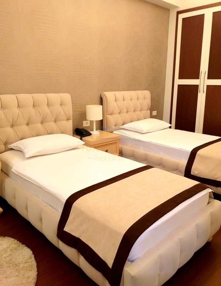 For sale, 3-Story Hotel, Korçë Center