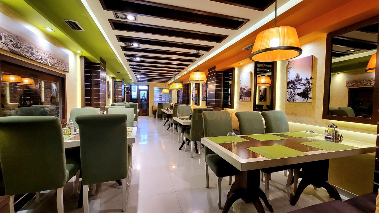 For sale, 3-Story Hotel, Korçë Center