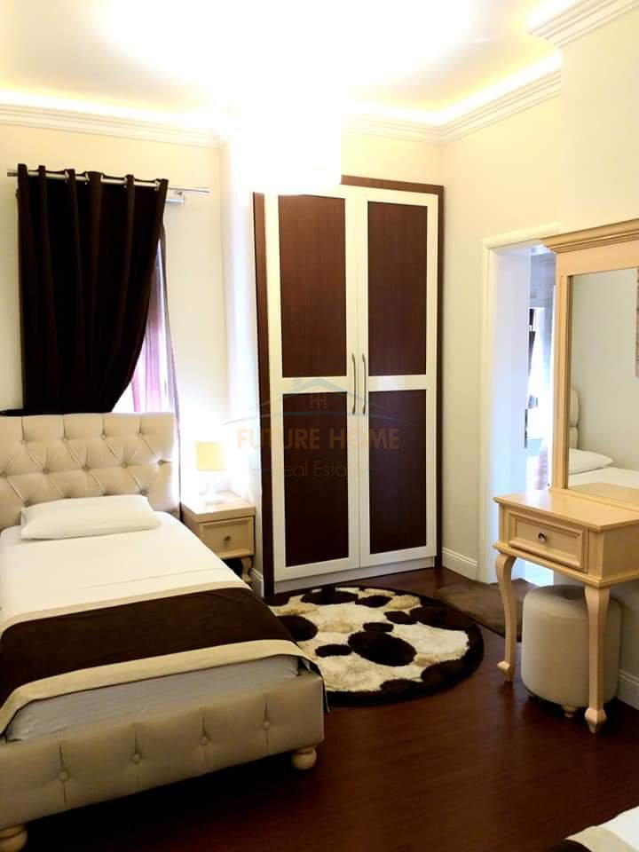 For sale, 3-Story Hotel, Korçë Center