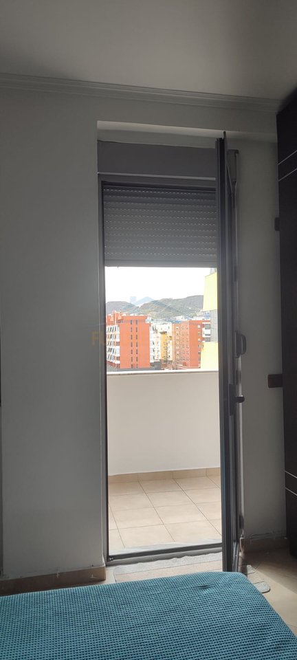 Qera, Apartament 2+1+2+Depo, Rruga e Kavajës, Tiranë