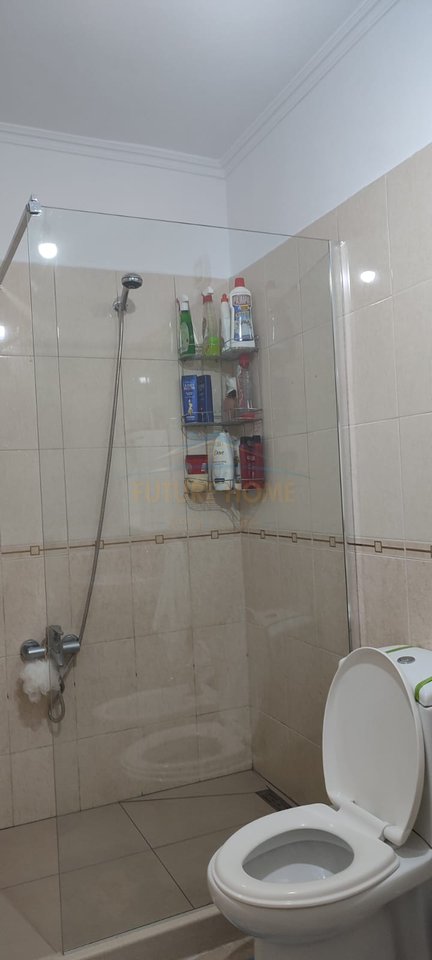 Qera, Apartament 2+1+2+Depo, Rruga e Kavajës, Tiranë