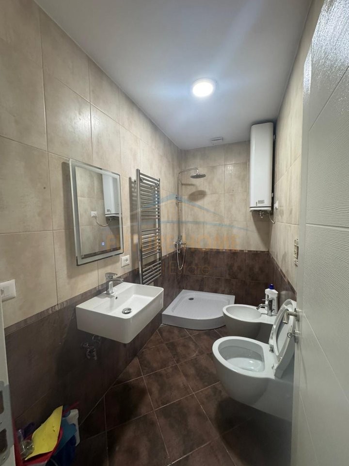 Shitet,Apartament 1+1, Kompleksi Colombo,Oxhaku