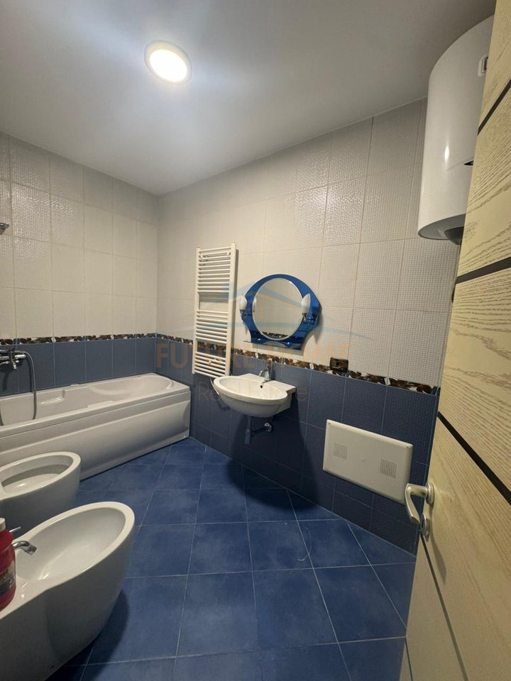 Shitet,Apartament 1+1, Kompleksi Colombo,Oxhaku