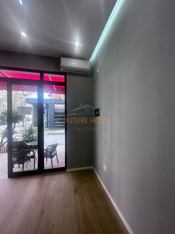 Qera, Ambient biznesi, Rruga Kongresi i Manastirit, Tirane.