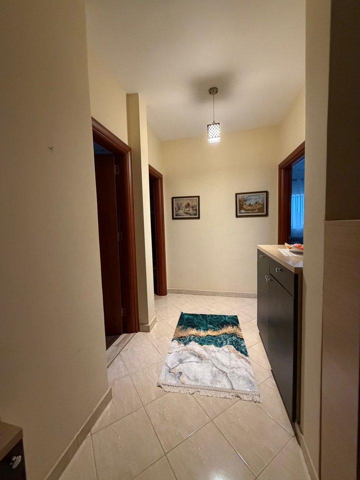 Shitet, Apartament-Duplex, Fresk, Tirane.