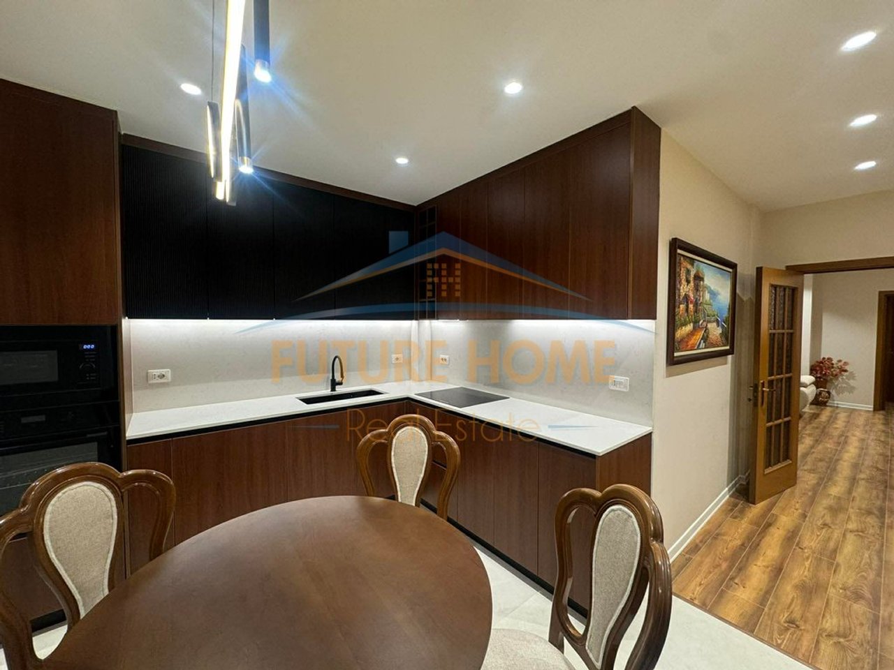 Shitet , Apartament 2+1+2 , Rruga Mine Peza , Tirane