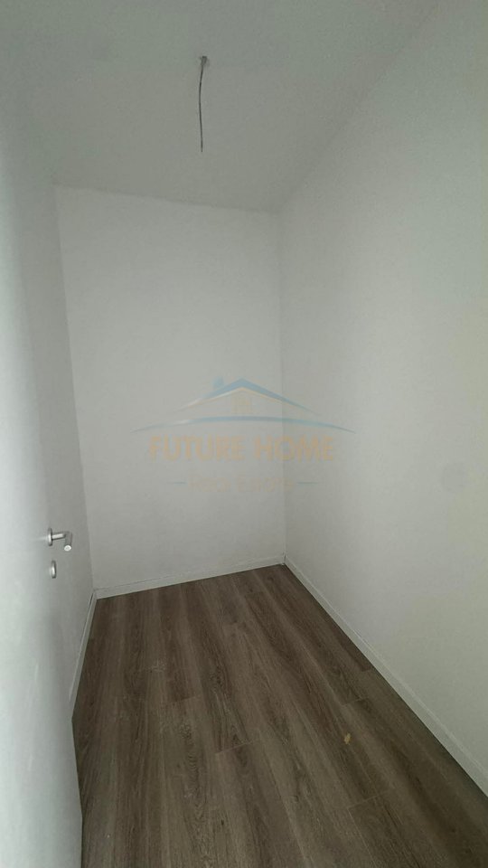 For sale, Apartment 2+1+2, Akses Tirana, Former Shqiponja Square