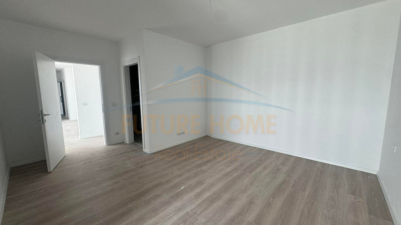 For sale, Apartment 2+1+2, Akses Tirana, Former Shqiponja Square