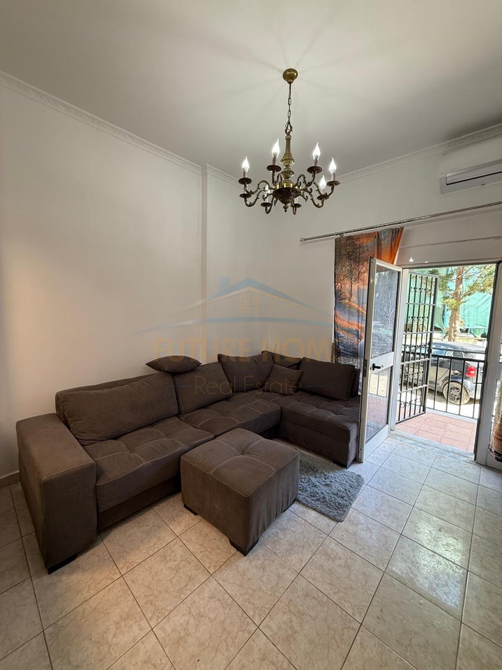 Shitet, Apartament 1+1, Mali i Robit, Golem