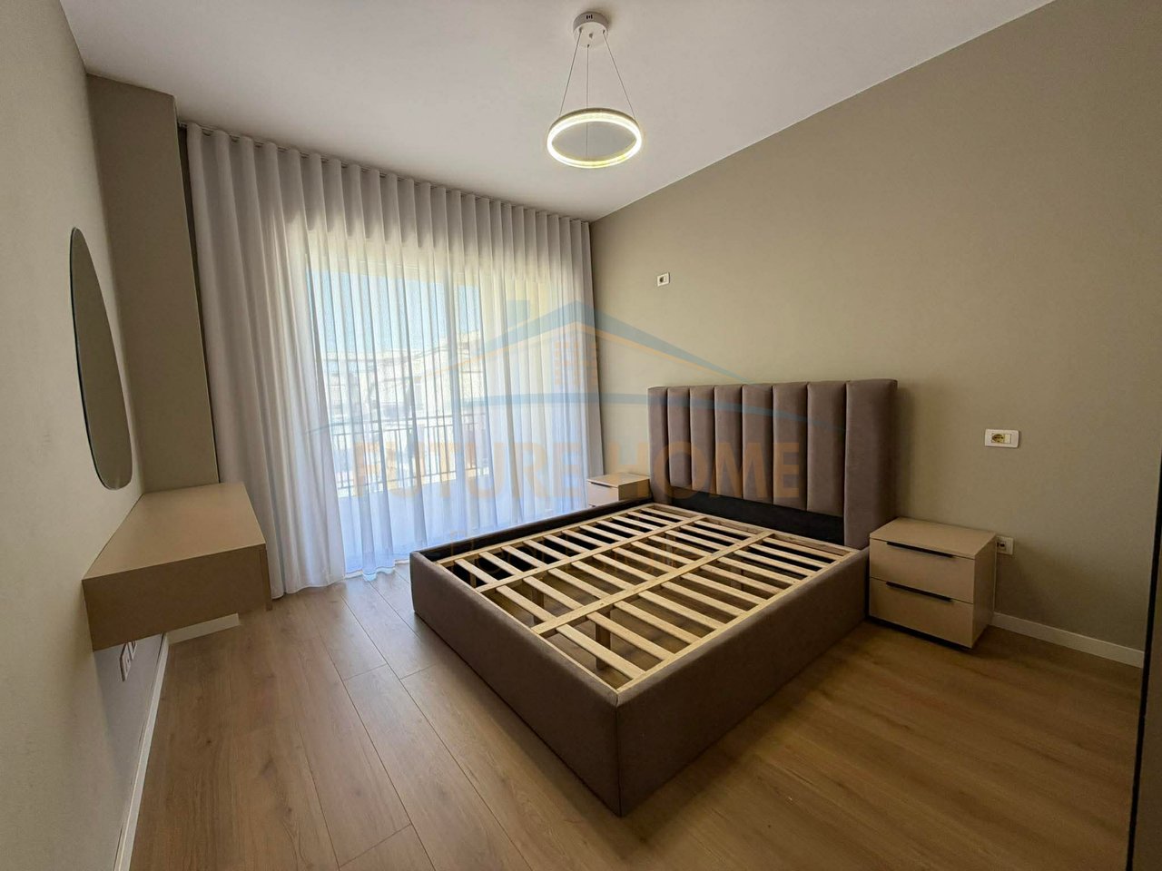 Shitet, Apartament 1+1, Unaza e Re